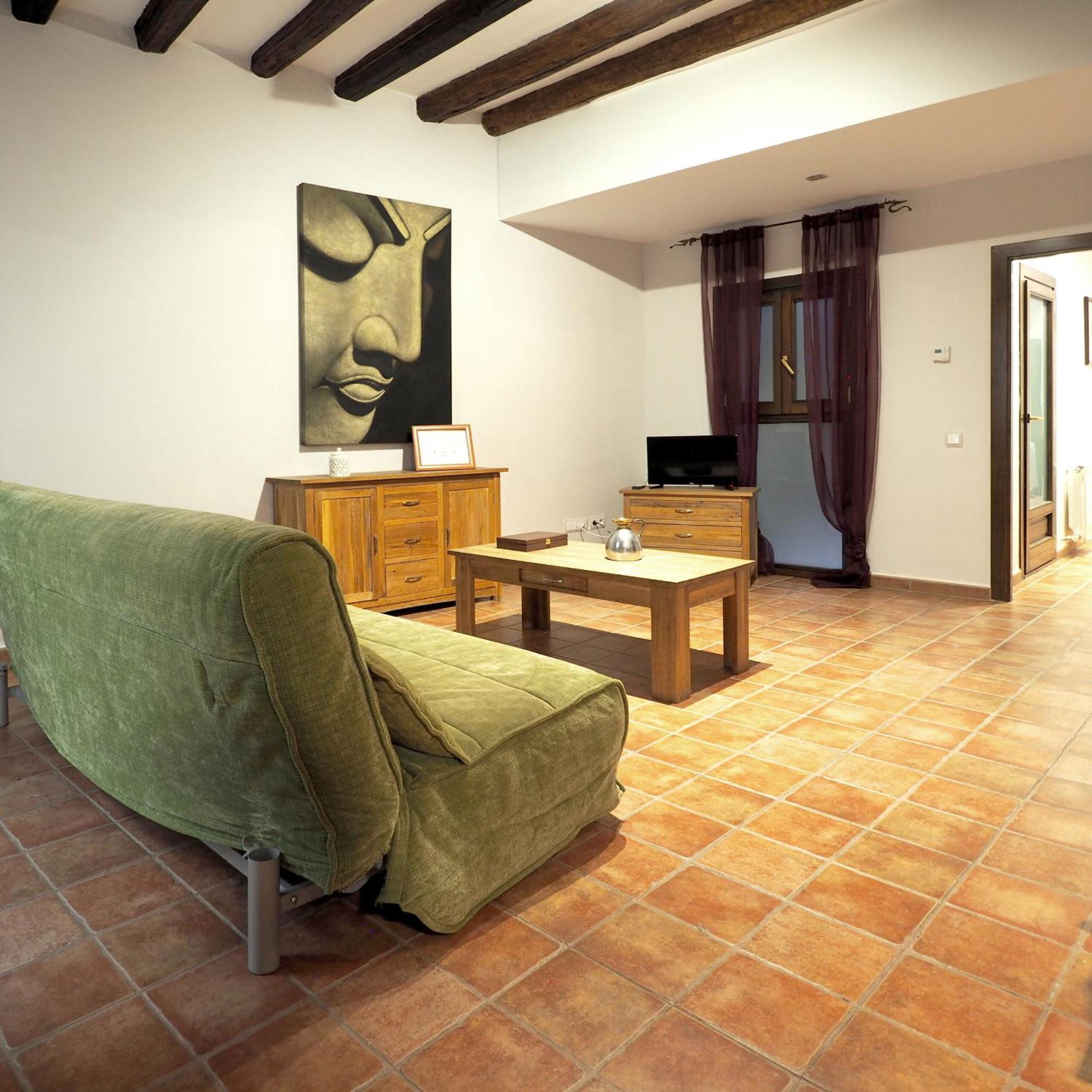 Apartamentos Angelus Plaza Mayor De Graus Eksteriør bilde