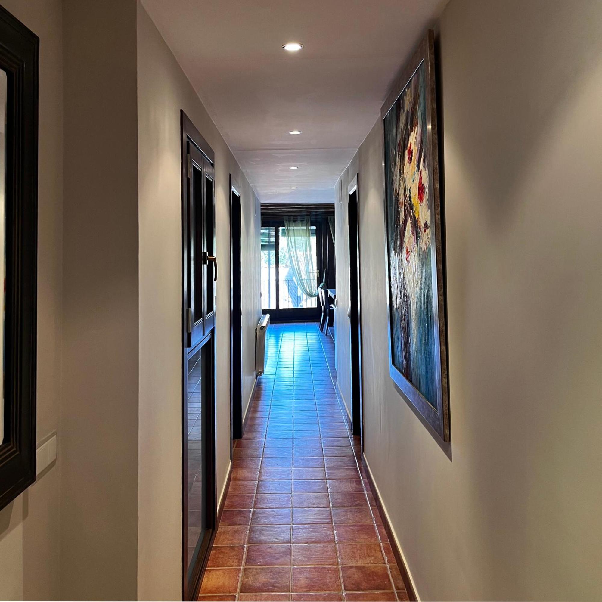 Apartamentos Angelus Plaza Mayor De Graus Eksteriør bilde